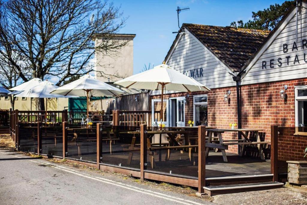 Emma'S Retreat 3-Bedroom Caravan Sleeps 6 At Durdle Door Nr Wareham Dorset Экстерьер фото